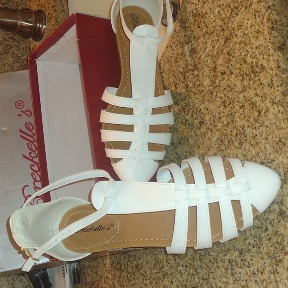 Breckelle's shoes size 8.5 - Picture 5 of 6